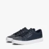 Sneaker im Court-Stil mit Metallic-Logo und genarbter Oberfläche Sneaker im Court-Stil mit Metallic-Logo und genarbter Oberfläche