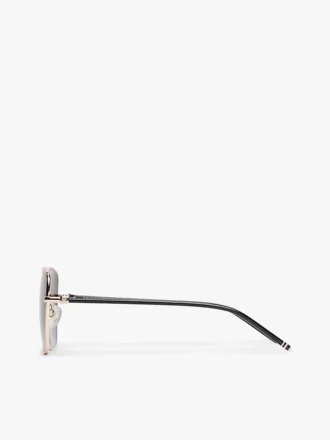 Sonnenbrille mit Metallrahmen in Schmetterlingsform Sonnenbrille mit Metallrahmen in Schmetterlingsform