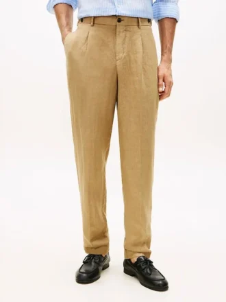 Stückgefärbte, konisch zulaufende Leinenhose