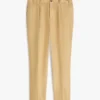 Stückgefärbte, konisch zulaufende Leinenhose Stückgefärbte, konisch zulaufende Leinenhose