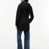 Sturmjacke mit Kapuze Sturmjacke mit Kapuze
