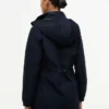Sturmjacke mit Kapuze Sturmjacke mit Kapuze