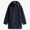 Sturmjacke mit Kapuze Sturmjacke mit Kapuze