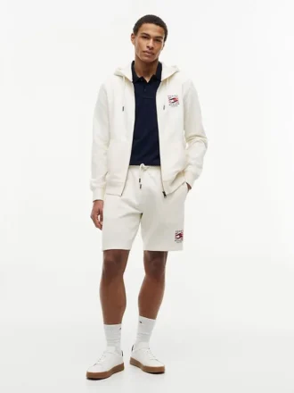 Sweatshorts mit gewelltem Flaggenlogo in Regular Fit Sweatshorts mit gewelltem Flaggenlogo in Regular Fit