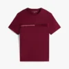 T-Shirt mit tonalem Flaggenlogo T-Shirt mit tonalem Flaggenlogo