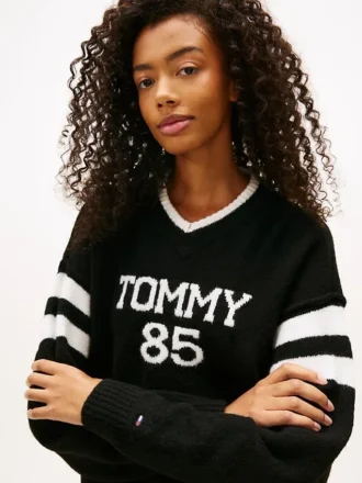Tommy Jeans 85 Varsity-Pullover mit V-Ausschnitt