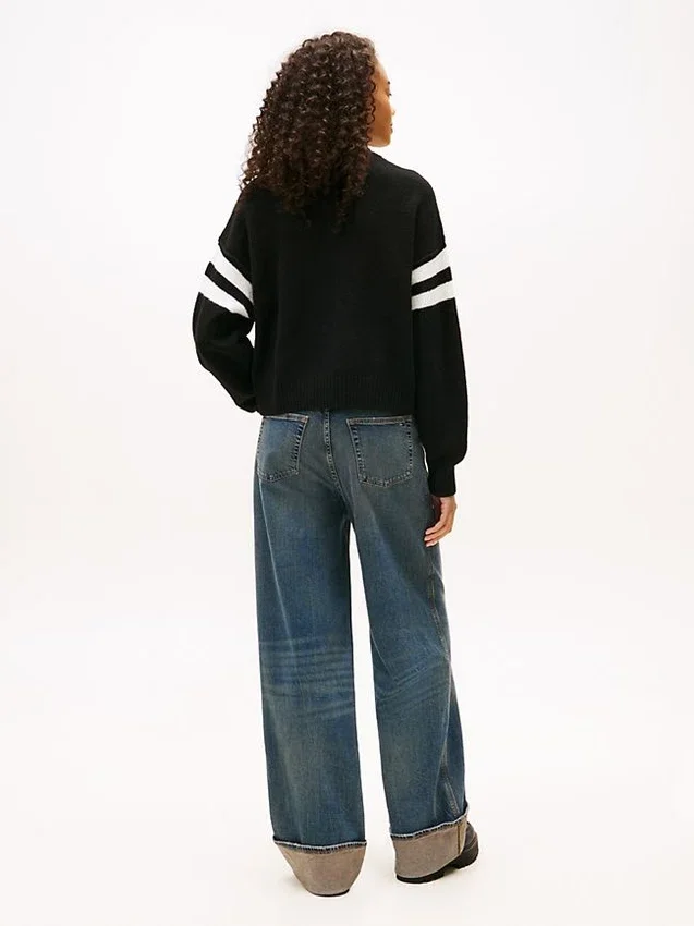 Tommy Jeans 85 Varsity-Pullover mit V-Ausschnitt Tommy Jeans 85 Varsity-Pullover mit V-Ausschnitt