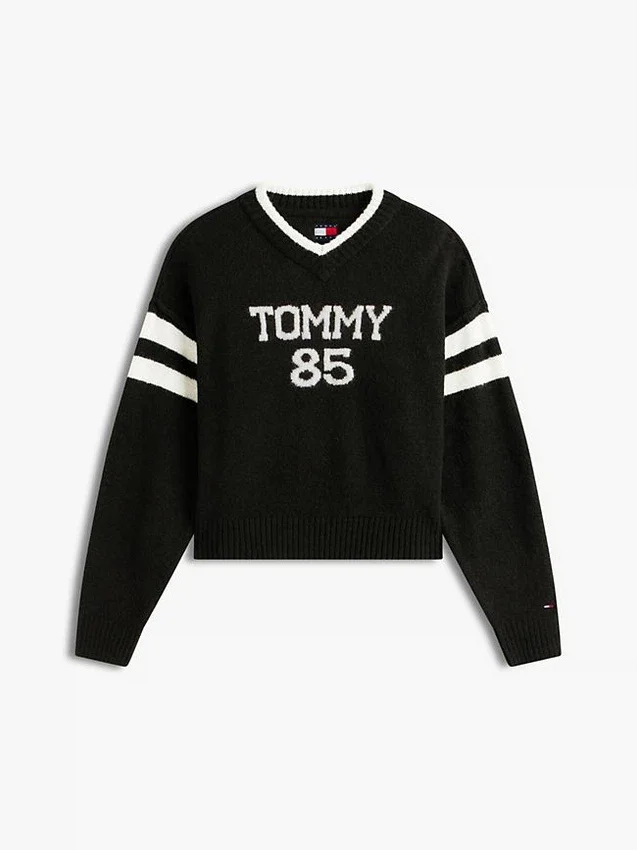 Tommy Jeans 85 Varsity-Pullover mit V-Ausschnitt Tommy Jeans 85 Varsity-Pullover mit V-Ausschnitt