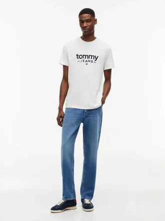Tommy Jeans Logo Slim Fit T-Shirt