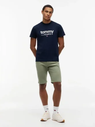 Tommy Jeans Logo Slim Fit T-Shirt