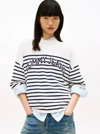 Tommy Jeans Pullover mit Varsity-Logo und Streifen