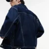 Tommy Jeans Ranch-Jacke aus dunkel gewaschenem Jeans-Material Tommy Jeans Ranch-Jacke aus dunkel gewaschenem Jeans-Material