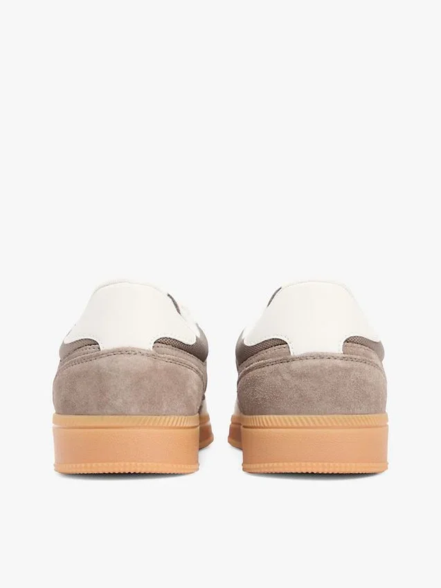 Tommy Jeans Skater-Sneaker aus Wildleder Tommy Jeans Skater-Sneaker aus Wildleder