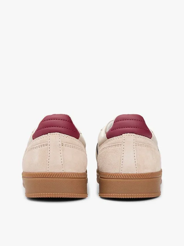 Tommy Jeans Skater-Sneaker aus Wildleder Tommy Jeans Skater-Sneaker aus Wildleder