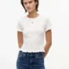 Tommy Jeans Slim Fit T-Shirt mit Rüschen Tommy Jeans Slim Fit T-Shirt mit Rüschen