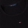 Tommy Jeans Slim Fit T-Shirt mit Rüschen Tommy Jeans Slim Fit T-Shirt mit Rüschen