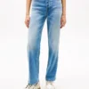 Tommy Jeans Straight-Fit-Jeans mit Knopfleiste Tommy Jeans Straight-Fit-Jeans mit Knopfleiste