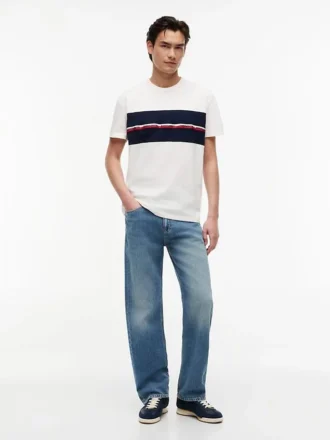 Tommy Jeans T-Shirt mit charakteristischem Logo-Streifen