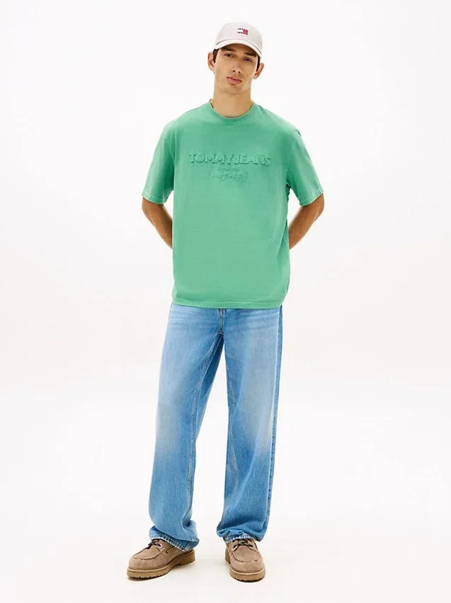 Tommy Jeans T-Shirt mit Distressed-Logo Tommy Jeans T-Shirt mit Distressed-Logo