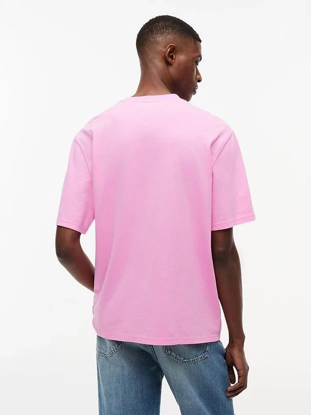 Tommy Jeans T-Shirt mit Distressed-Logo Tommy Jeans T-Shirt mit Distressed-Logo