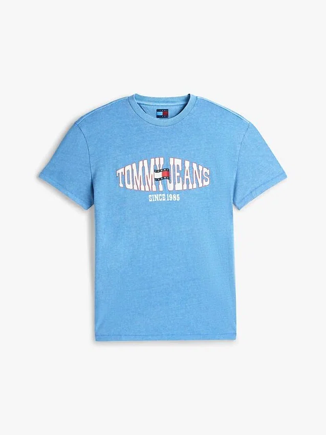 Tommy Jeans T-Shirt mit gewelltem Flaggenlogo Tommy Jeans T-Shirt mit gewelltem Flaggenlogo