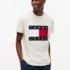 Tommy Jeans T-Shirt mit großem Flaggenlogo Tommy Jeans T-Shirt mit großem Flaggenlogo