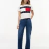 Tommy Jeans T-Shirt mit großem Flaggenlogo Tommy Jeans T-Shirt mit großem Flaggenlogo