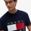 Tommy Jeans T-Shirt mit großem Flaggenlogo Tommy Jeans T-Shirt mit großem Flaggenlogo