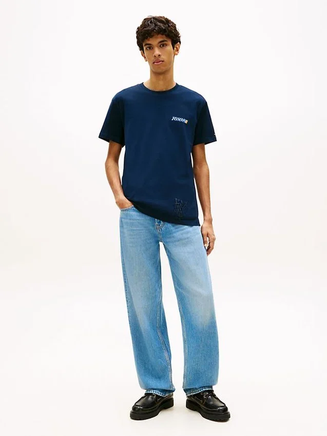 Tommy Jeans T-Shirt mit Logo auf der Rückseite Tommy Jeans T-Shirt mit Logo auf der Rückseite