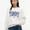 Varsity Tommy Logo Sweatshirt mit Rundhalsausschnitt Varsity Tommy Logo Sweatshirt mit Rundhalsausschnitt