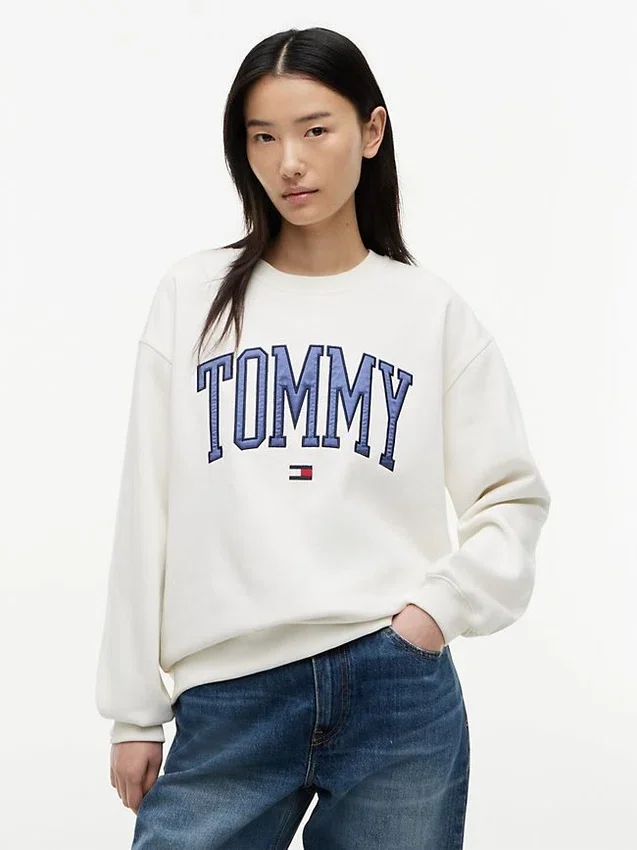 Varsity Tommy Logo Sweatshirt mit Rundhalsausschnitt Varsity Tommy Logo Sweatshirt mit Rundhalsausschnitt