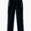 Velours-Jogginghose mit Monogramm-Wappen Velours-Jogginghose mit Monogramm-Wappen