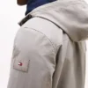 Wasserabweisende Regatta-Jacke mit Kapuze Wasserabweisende Regatta-Jacke mit Kapuze