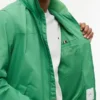 Wasserabweisende Regatta-Jacke mit Kapuze Wasserabweisende Regatta-Jacke mit Kapuze