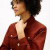 Wasserabweisende Utility-Jacke mit Gürtel Wasserabweisende Utility-Jacke mit Gürtel