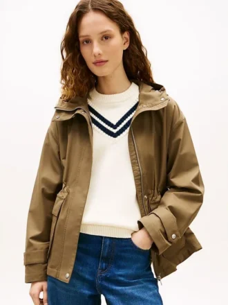 Wasserabweisender kurzer Parka mit Kapuze