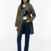 Zweireihiger Trenchcoat mit Gürtel