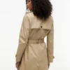 Zweireihiger Trenchcoat mit Gürtel